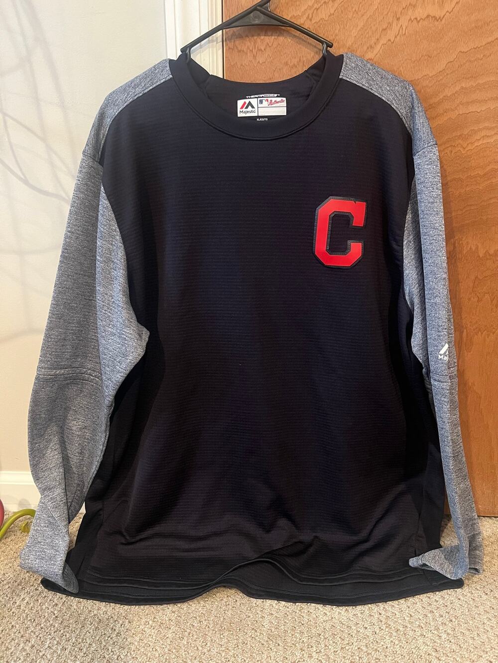 Majestic Cleveland Indians Pullover